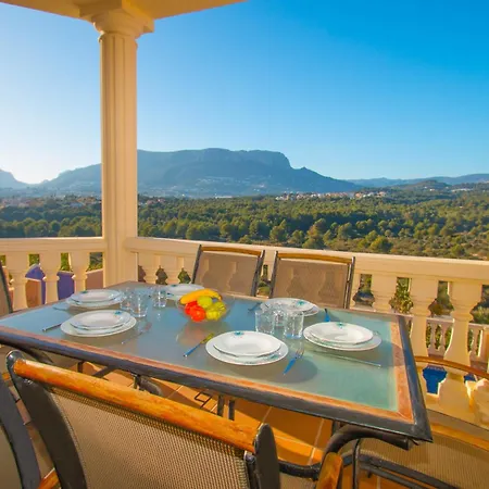 Villa Iris By Abahana