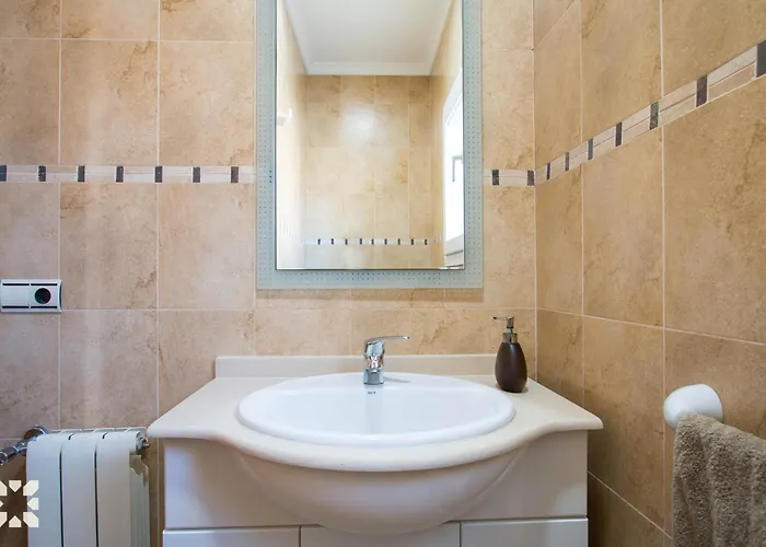 Iris By Abahana Villa Calp