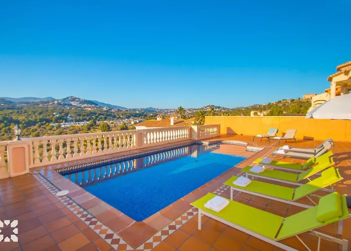 Villa Iris By Abahana *