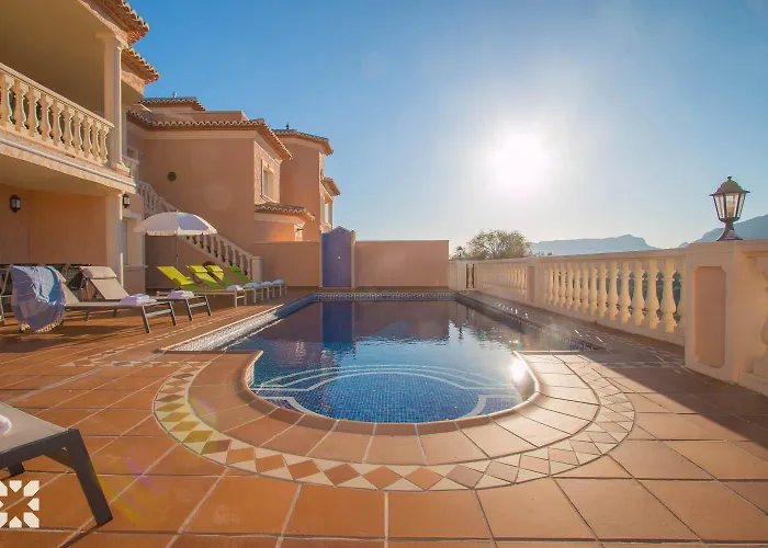 Villa Iris By Abahana *